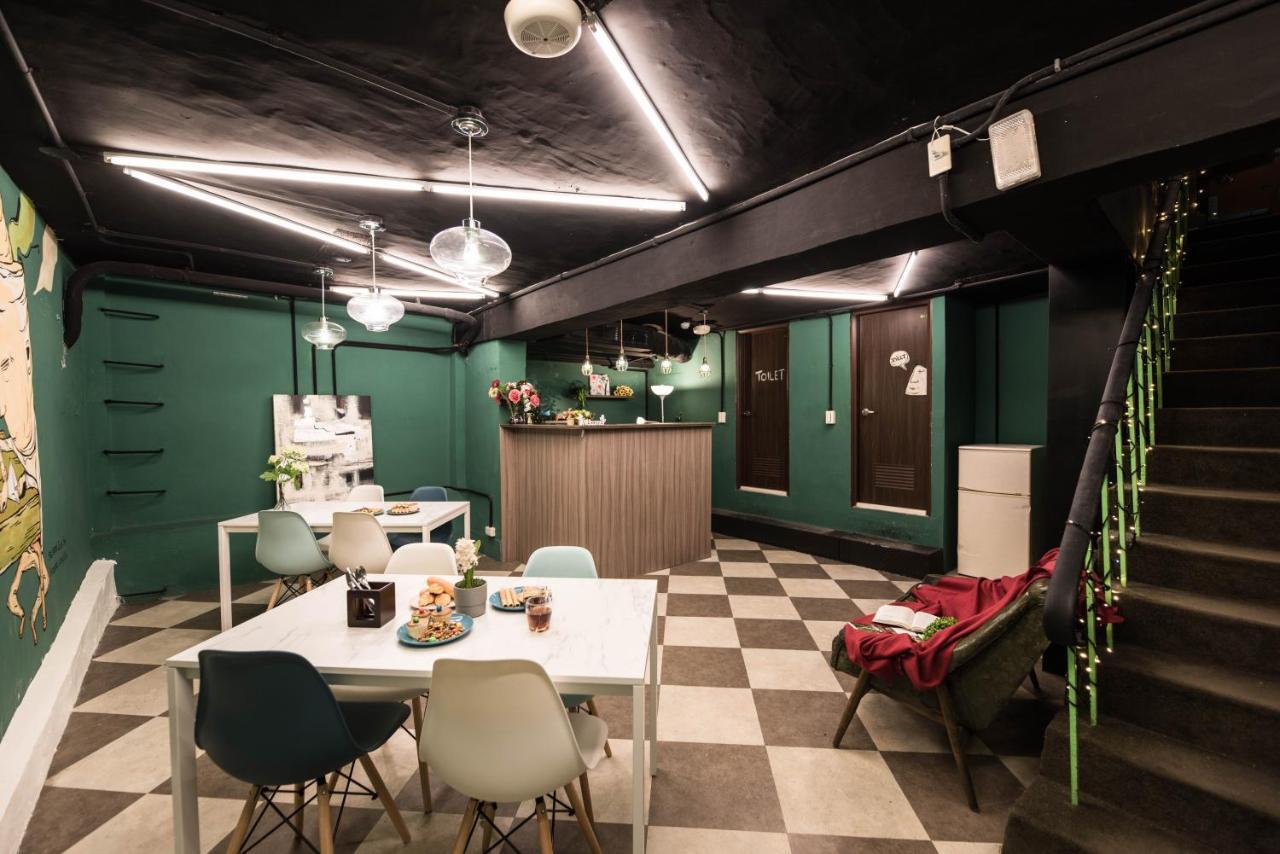 Hotel 在家行旅 中山館 Tchaj-pej Exteriér fotografie