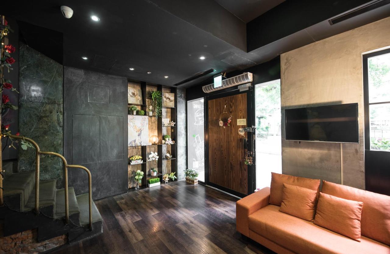 Hotel 在家行旅 中山館 Tchaj-pej Exteriér fotografie