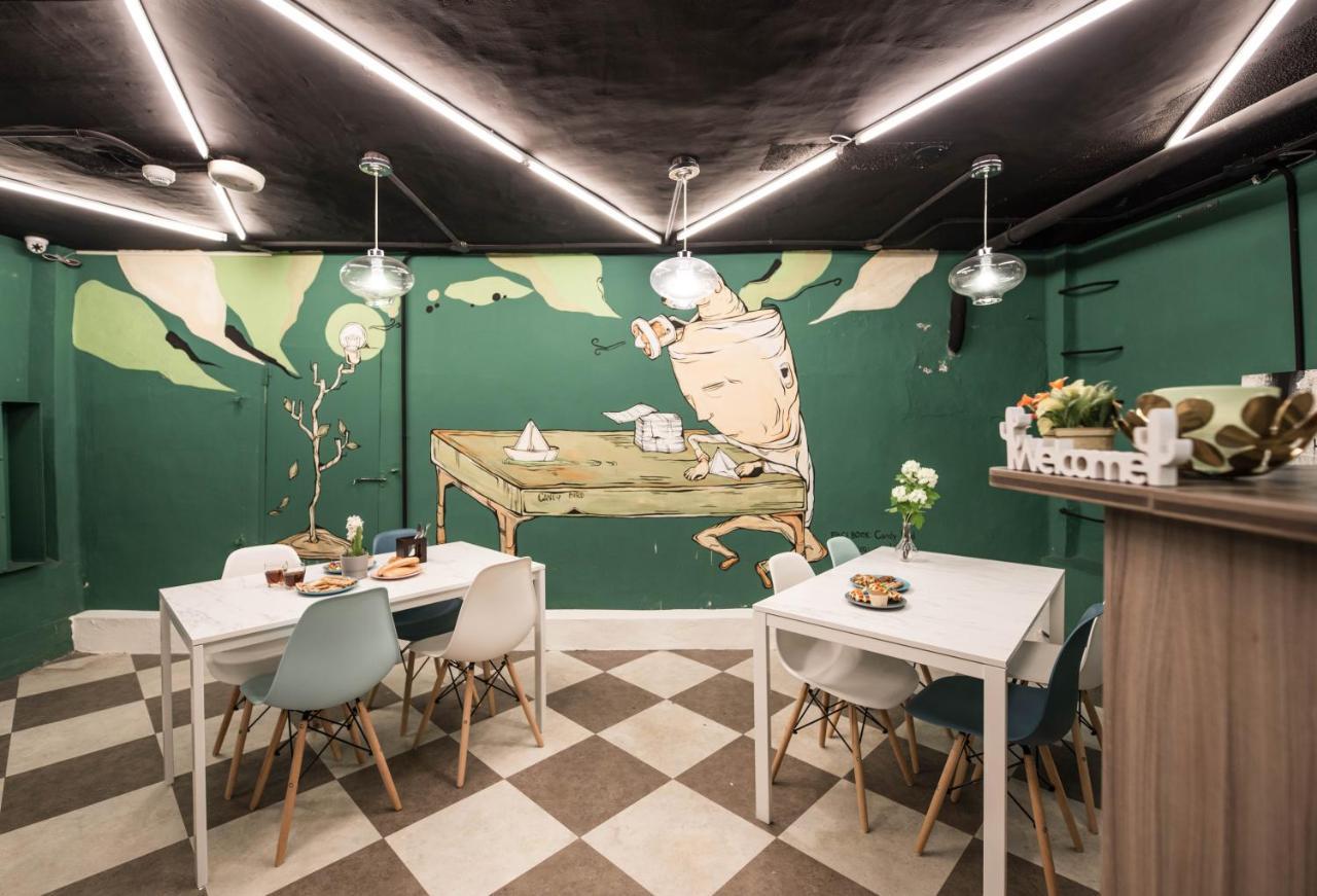 Hotel 在家行旅 中山館 Tchaj-pej Exteriér fotografie